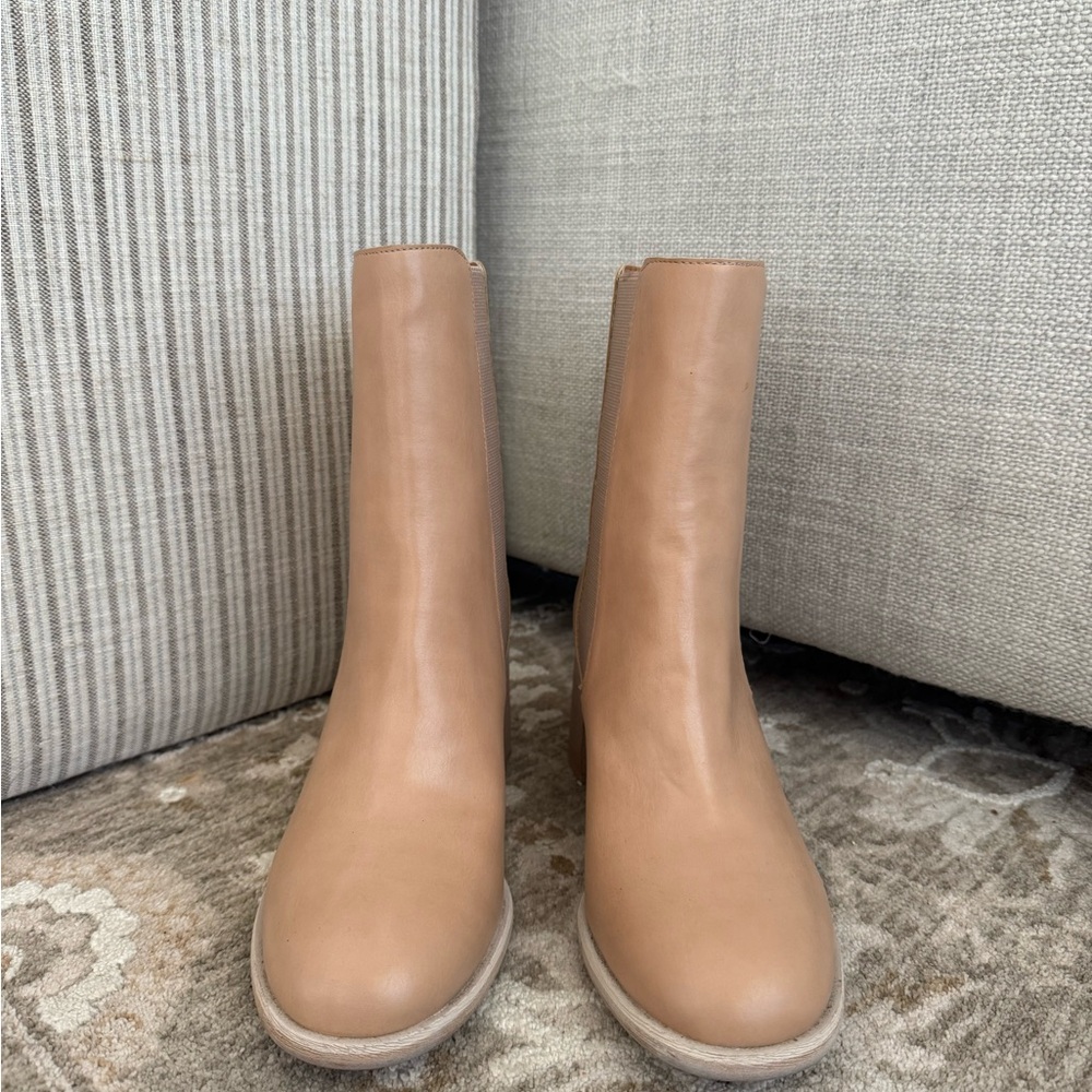 Tan Boots